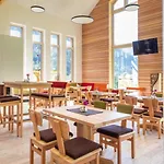 Hochoben - Only Empty Lots מאלניץ