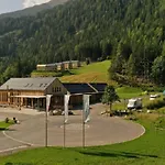 Hochoben - Only Empty Lots