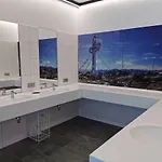 Hochoben - Only Empty Lots אתר קמפינג מאלניץ