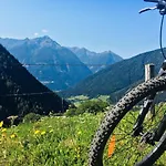 Hochoben - Only Empty Lots 2*