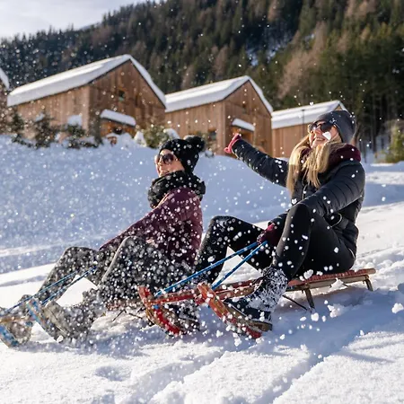 Hochoben - Only Empty Lots مكان تخييم