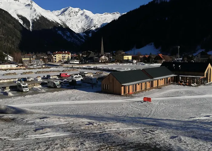 Hochoben - Only Empty Lots Mallnitz