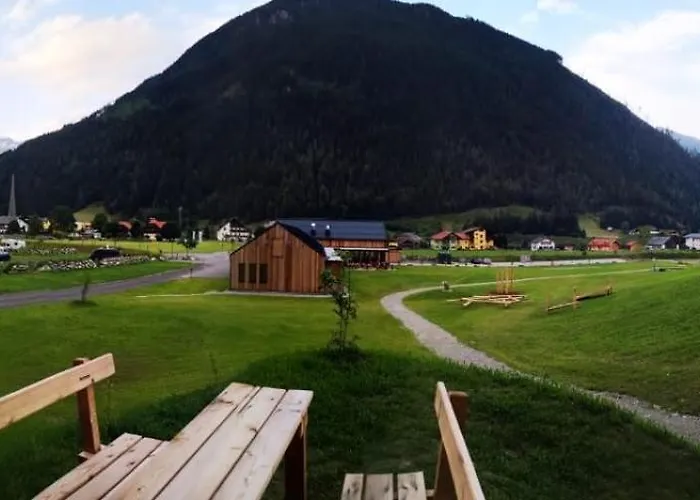 Hochoben - Only Empty Lots Campsite